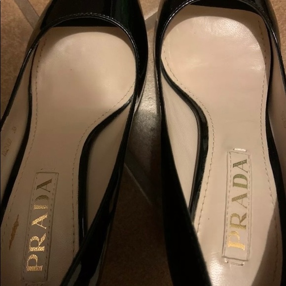 Prada Classic Open Toe Pump (like New) - Picture 3 of 9